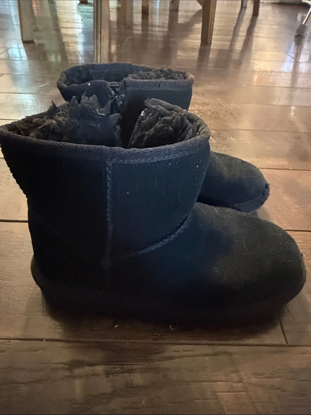 Koolaburra soft fleece